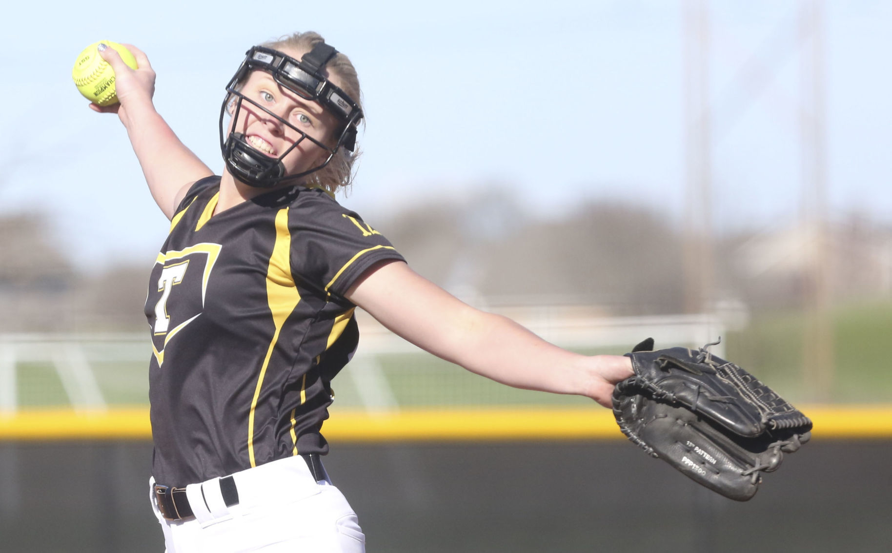 Tuscola Meridian Softball 2 4.12.19.JPG
